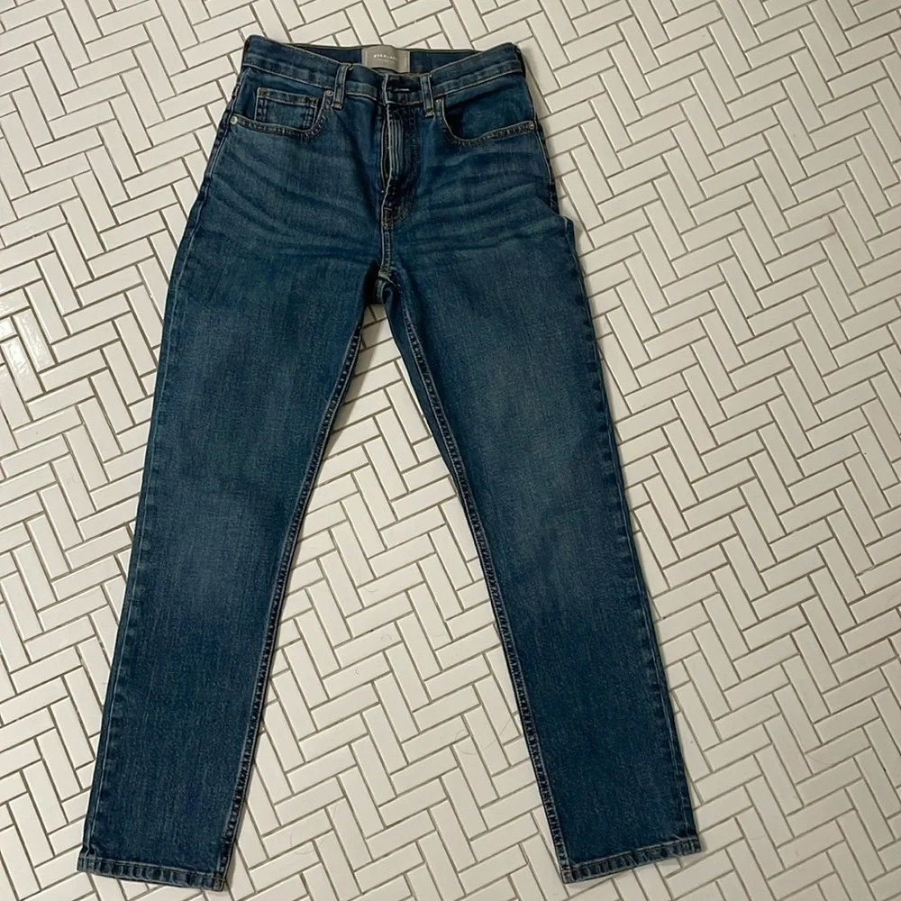 Everlane - Picture 1 of 5